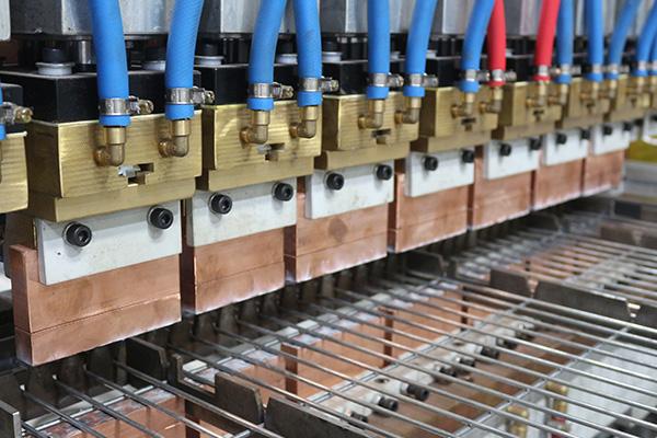 HWASHI αυτόματη συρματόπλεγμα πίνακα κλουβί συγκόλληση κατασκευής μηχανής γραμμής για συγκολλημένο συρματόπλεγμα 2