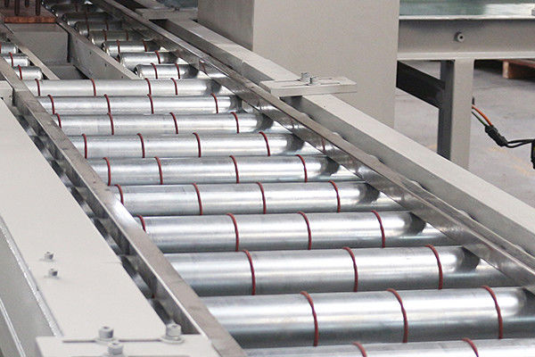 Μηχανή συγκόλλησης σημείων με υψηλής ταχύτητας πίνακα πόρτας για τη μεταποιητική βιομηχανία και 8-10 χρόνια ζωής