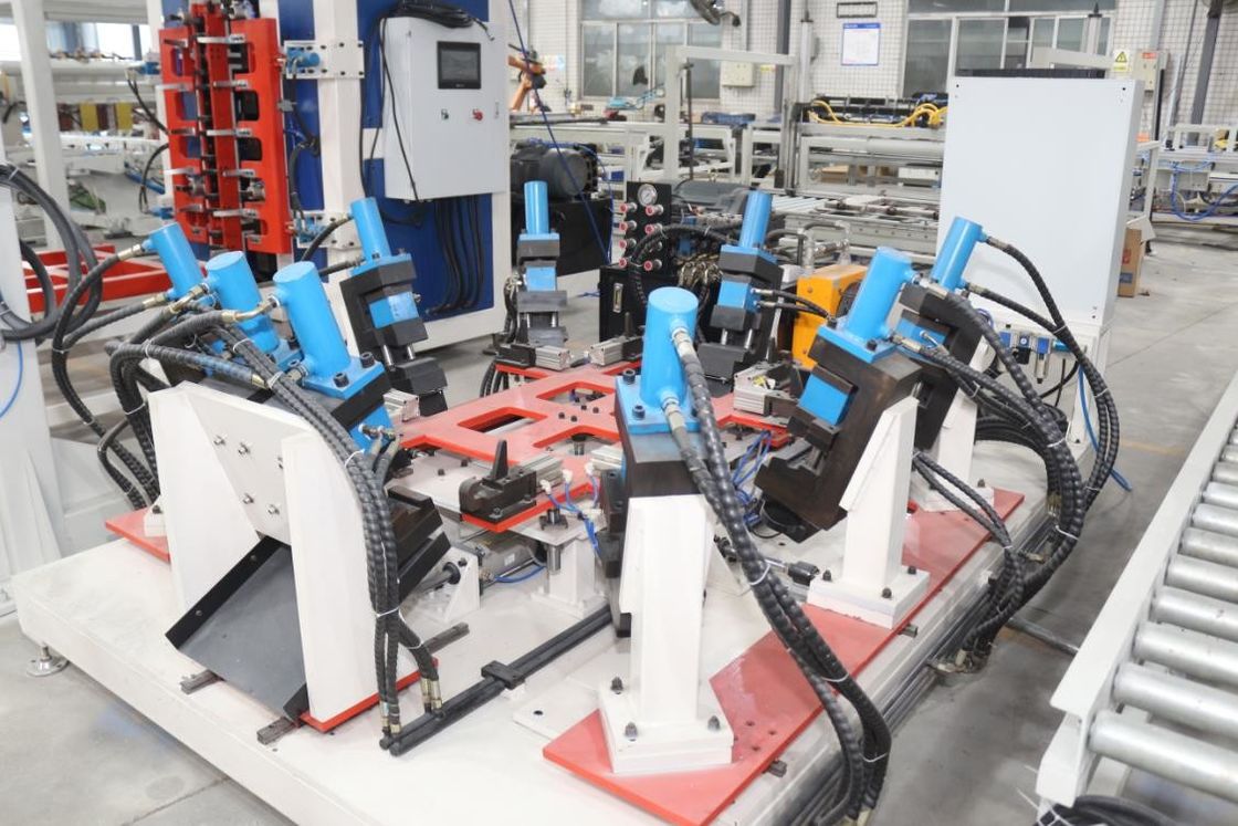 Εργοστάσιο Hwashi IBC Grid, Γραμμή παραγωγής IBC Cage Frame, IBC Cage Frame Locking Machine